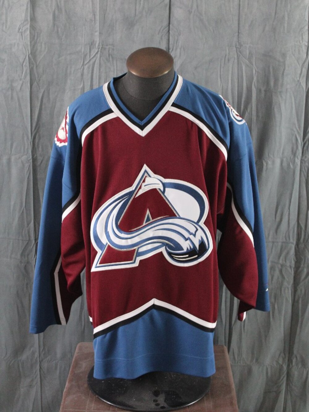 Colorado Avalanche Jersey (VTG) - 1990s Away Jersey by Pro Player - Mens 2XL